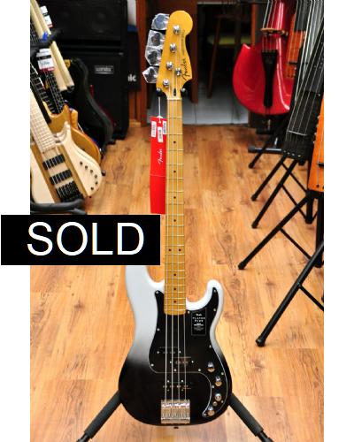 Fender Player Plus Active Precision Bass Silver Smoke